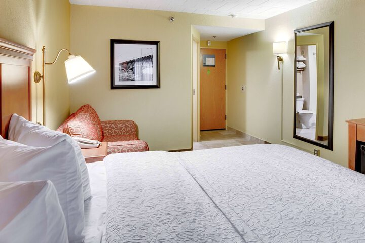 Wingate by Wyndham Cranberry