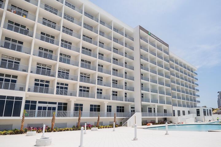 Holiday Inn Express & Suites Panama City Beach - Beachfront by IHG