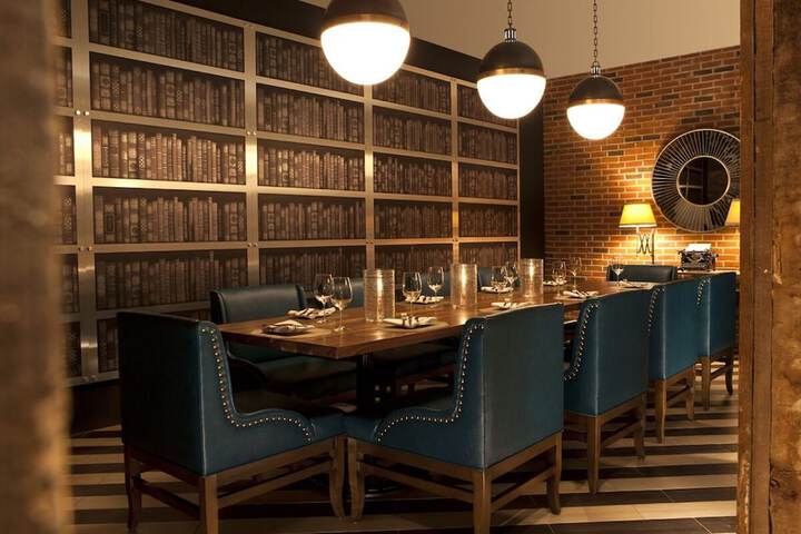 Dining 48 of 61