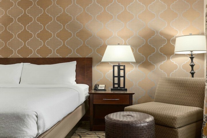 Holiday Inn Hotel & Suites Williamsburg-Historic Gateway by IHG