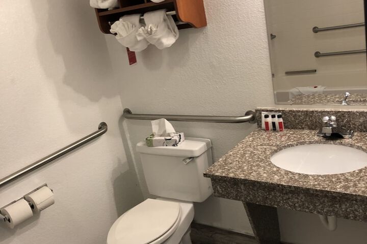 Room 75 of 90