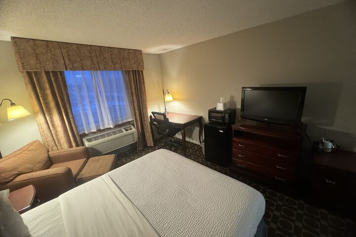 Room 16 of 23
