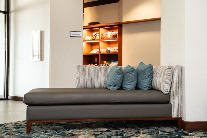 Hotel Auburn Hills