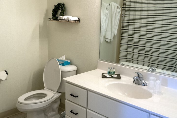 Room 17 of 47