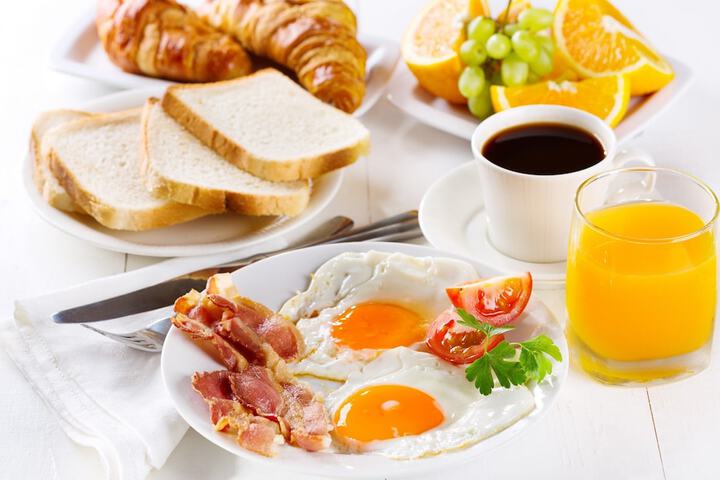 Breakfast/Coffee Service 40 of 54
