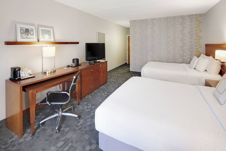 Courtyard by Marriott Atlanta Marietta / I-75 North