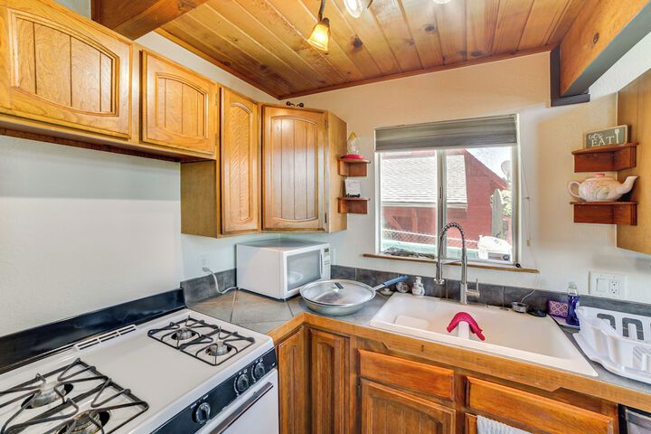 Frazier Park Cabin w / Ping-pong Table Near Trails