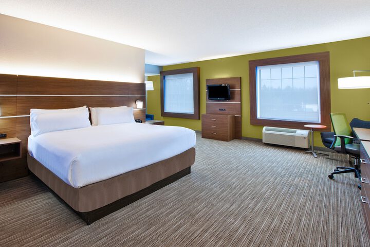 Room 34 of 44