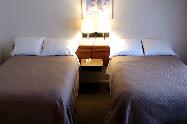 Room 11 of 21