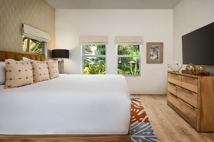 Faro Blanco Resort Marathon Florida Keys Curio by Hilton