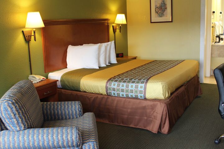 Americas Best Value Inn Conyer