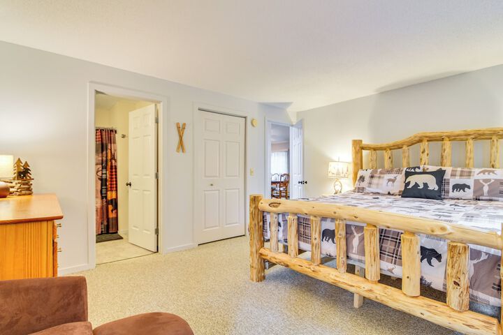 Cozy Bartlett Condo w / Deck & Resort Amenities!