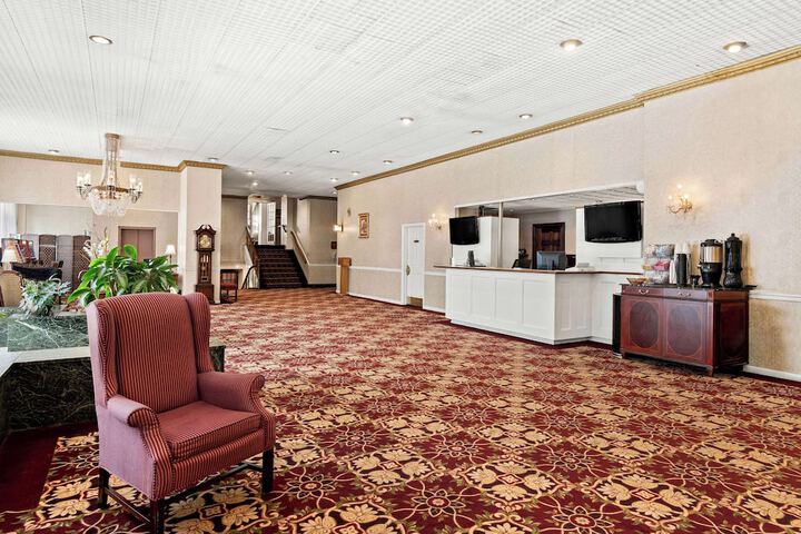 Hotel Interior 7 of 46