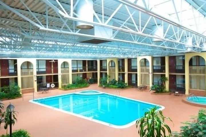 Pool 5 of 49