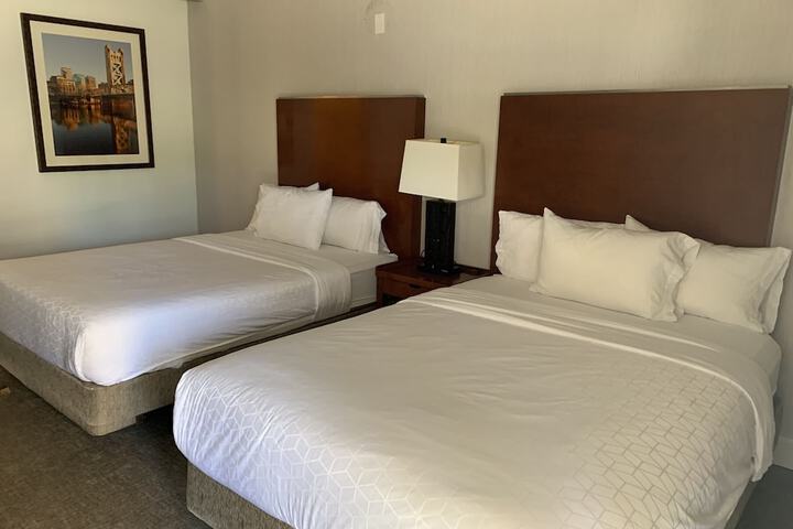 Room 16 of 20
