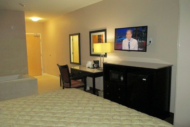 Room 35 of 49