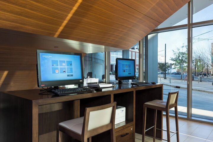 Business Center 37 of 38