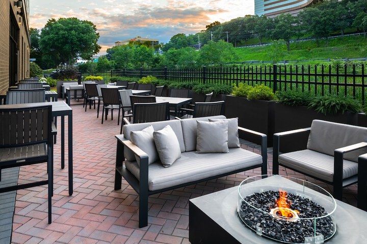 Terrace/Patio 42 of 45