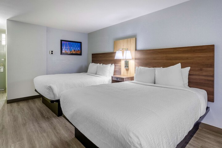 Room 15 of 39