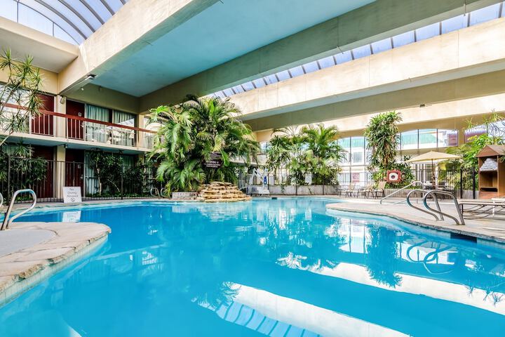 Red Roof Inn PLUS+ Wichita East