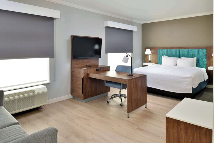 Hampton Inn & Suites Greenville