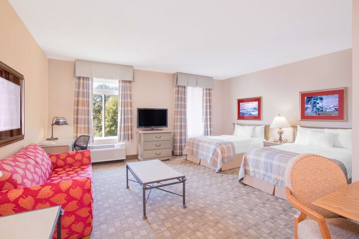 Room 44 of 48