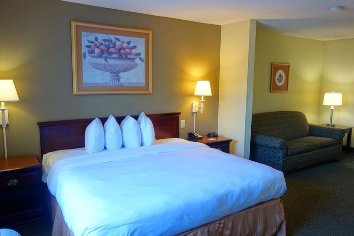 Room 8 of 26