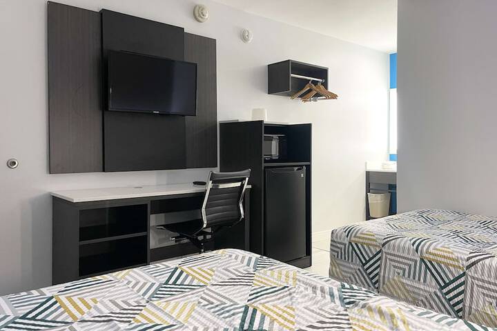 Room 14 of 23