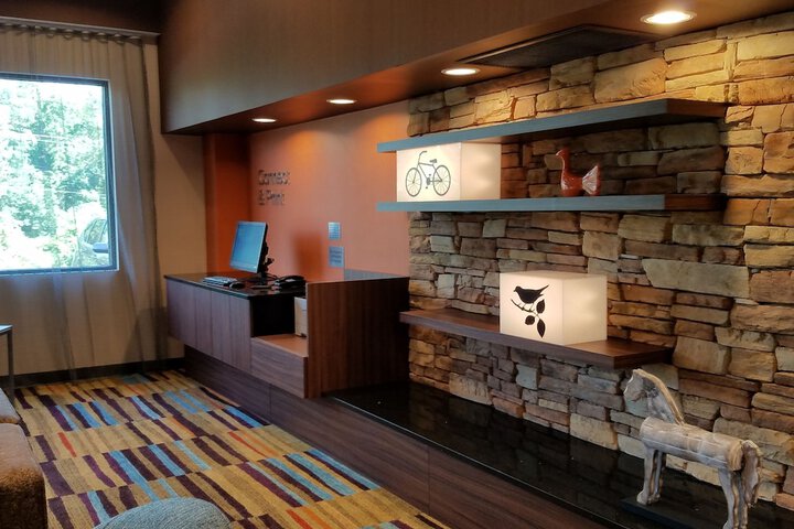 Fairfield Inn & Suites Springfield Holyoke