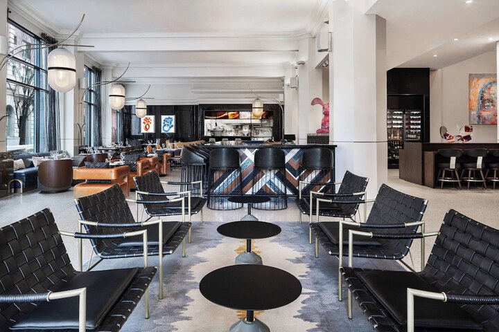Glass Light Hotel & Gallery Autograph Collection