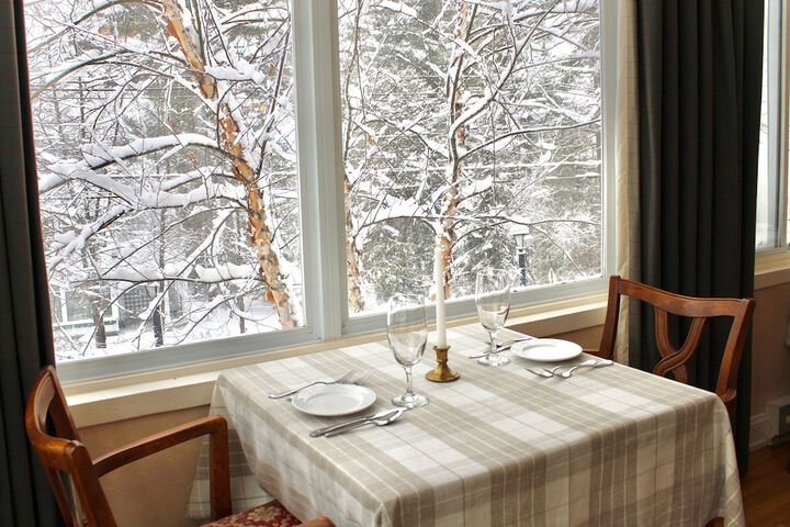 Dining 45 of 46