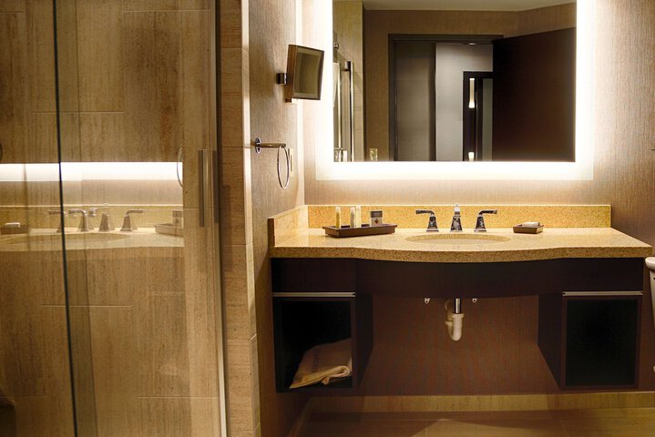 Doubletree by Hilton Lawrenceburg