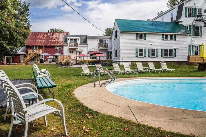 Pool 10 of 129