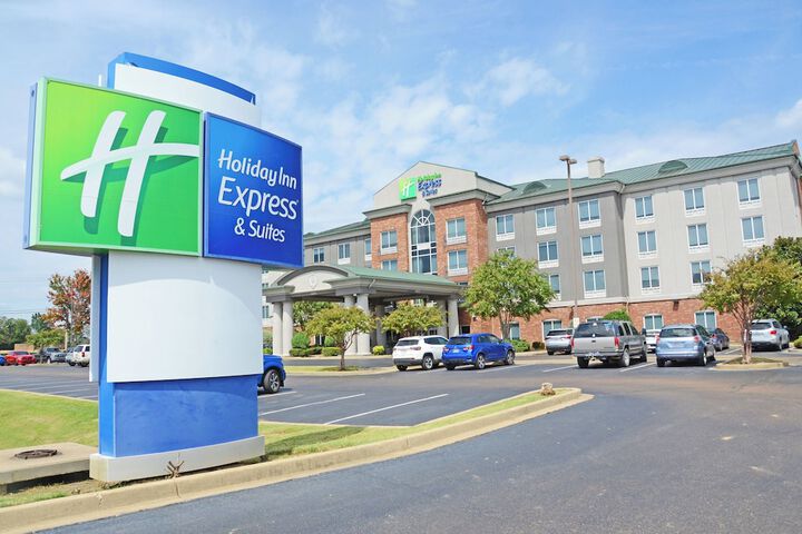 Holiday Inn Express & Suites Millington by IHG