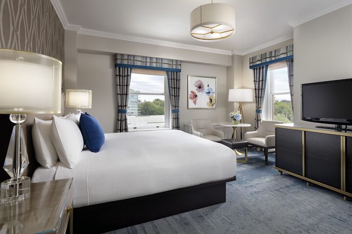 Fairmont Empress