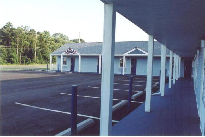 Red Carpet Inn and Suites - Hammonton West / Winslow Township