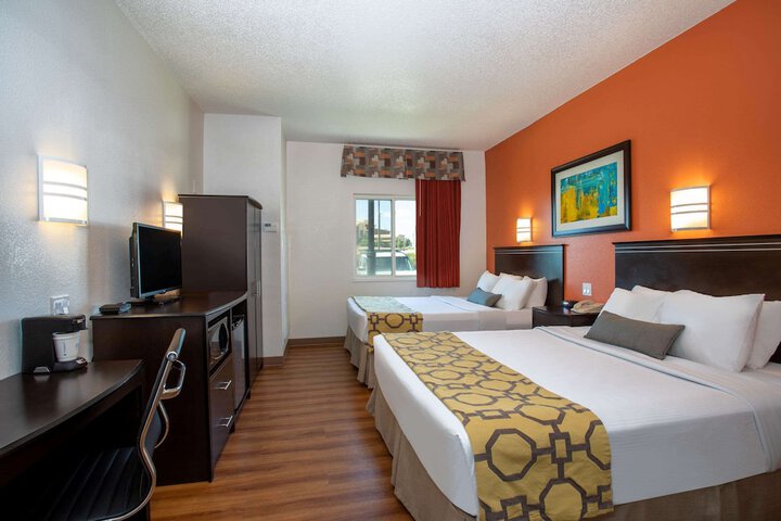 Baymont Inn & Suites Sheridan