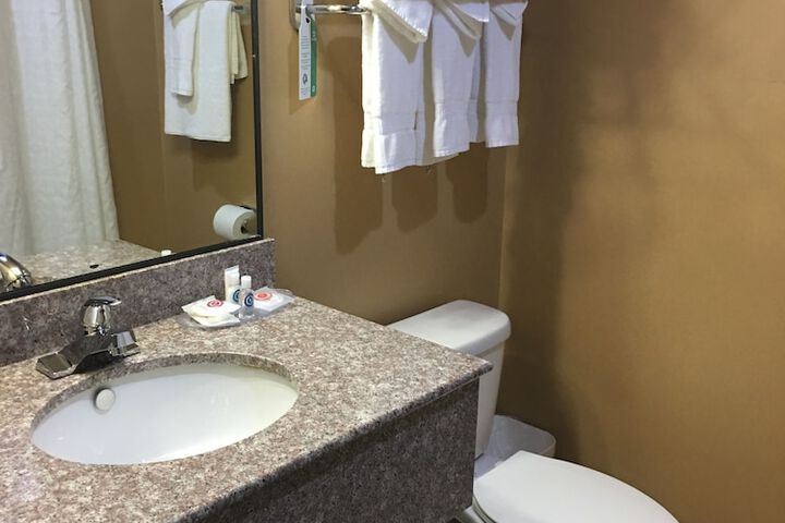 Room 13 of 26