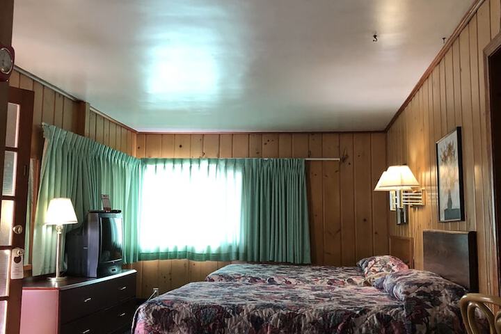 Sun N Snow Hotel