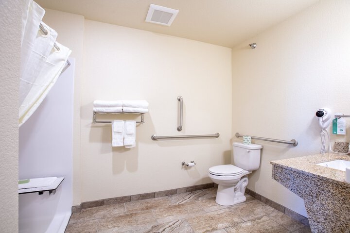 Cobblestone Inn & Suites - Pine Bluffs
