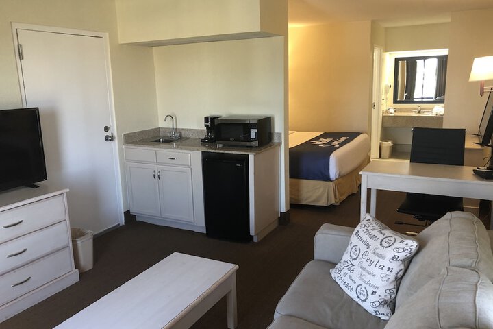 Room 20 of 40