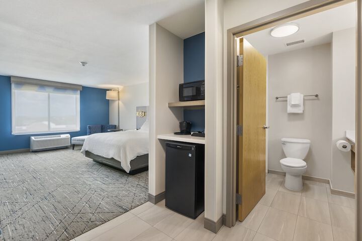 Room 42 of 78