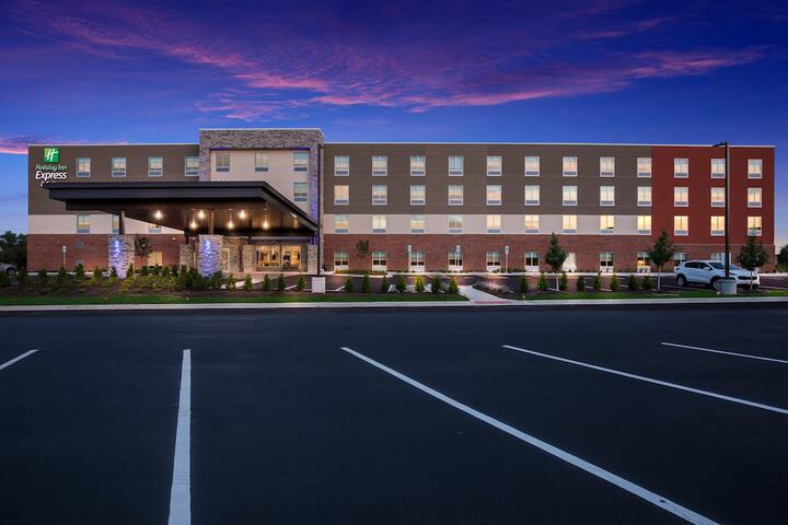 Hotel 7 of 46