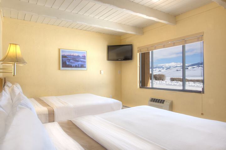 Room 47 of 130