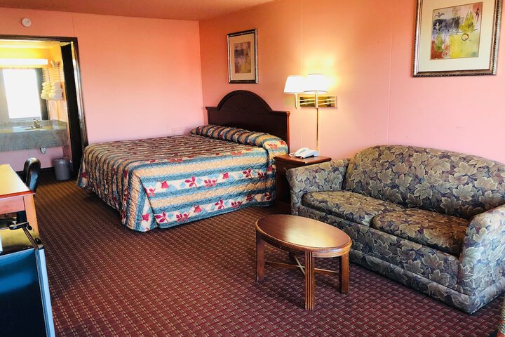 Room 7 of 14