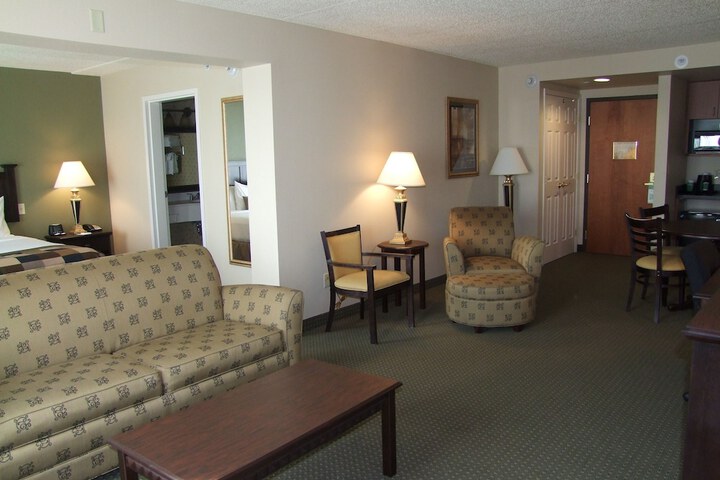 Room 12 of 23