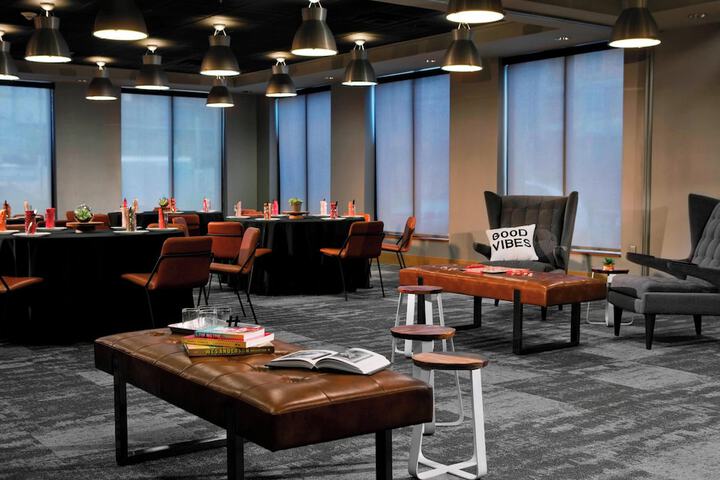 MOXY Phoenix Tempe / ASU Area