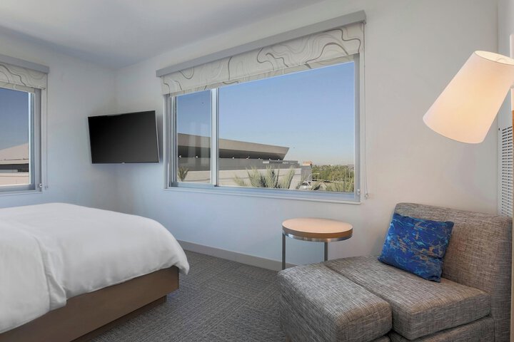 Room 20 of 40