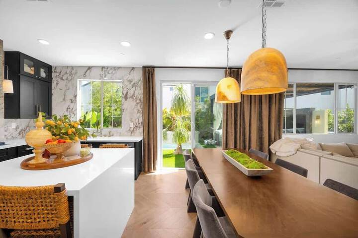 atmarbella Lane - Stylish Dream Home in RMV w / Pool