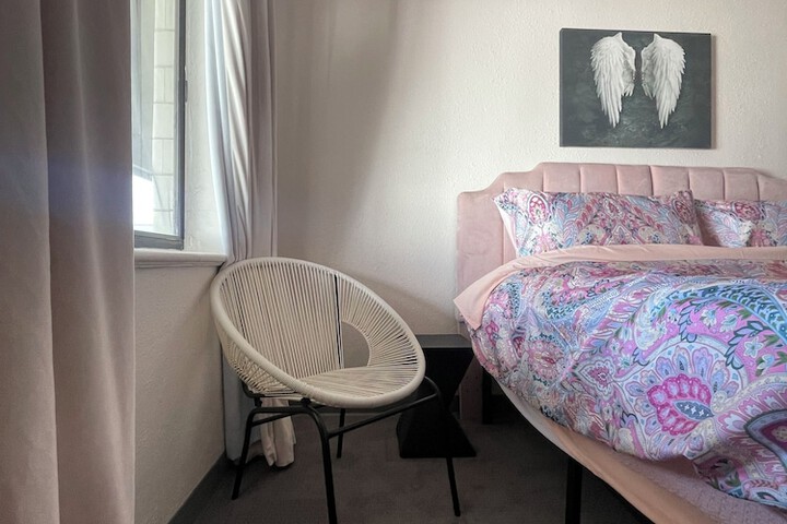 Room 83 of 129